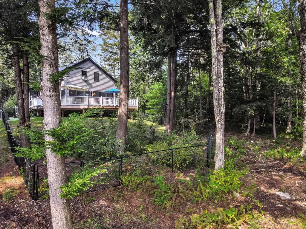 382 Quiet Harbor Road Readfield ME 04355