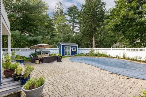 62 Ocean View Road Cape Elizabeth ME 04107