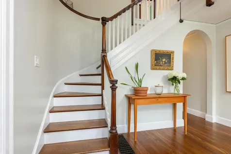 62 Ocean View Road Cape Elizabeth ME 04107