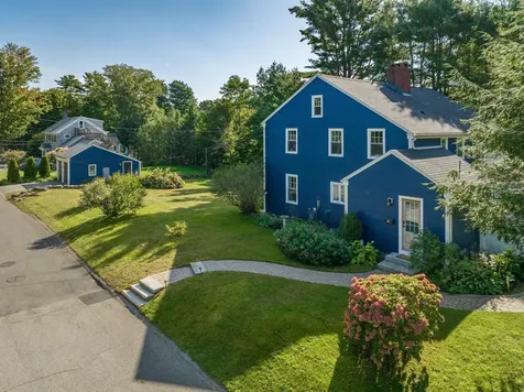 62 Ocean View Road Cape Elizabeth ME 04107