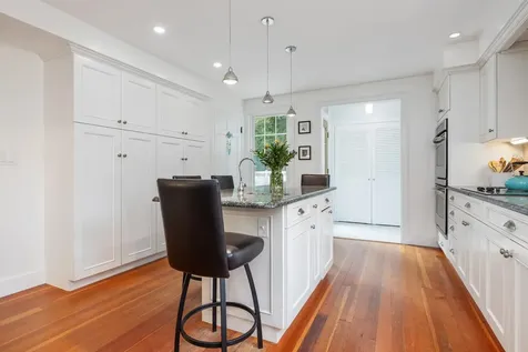 62 Ocean View Road Cape Elizabeth ME 04107