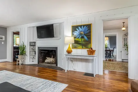 62 Ocean View Road Cape Elizabeth ME 04107
