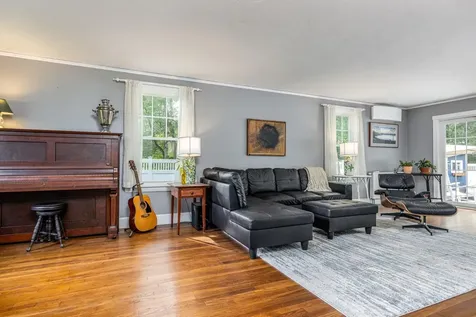 62 Ocean View Road Cape Elizabeth ME 04107