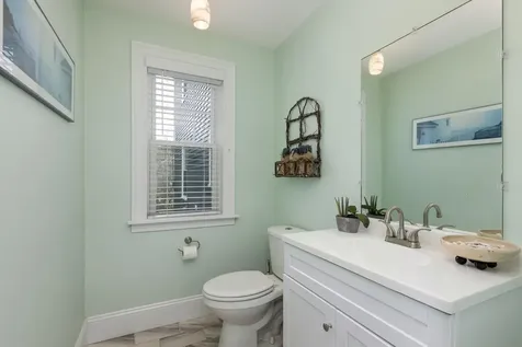 62 Ocean View Road Cape Elizabeth ME 04107