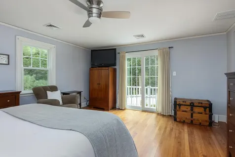 62 Ocean View Road Cape Elizabeth ME 04107