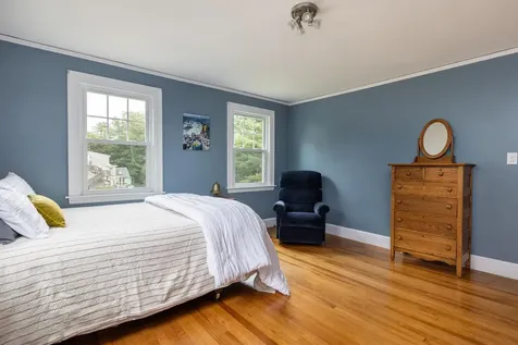 62 Ocean View Road Cape Elizabeth ME 04107