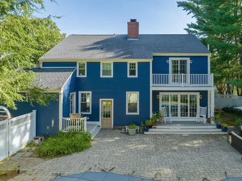 62 Ocean View Road Cape Elizabeth ME 04107