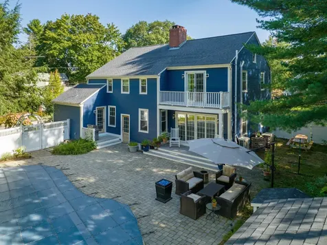 62 Ocean View Road Cape Elizabeth ME 04107
