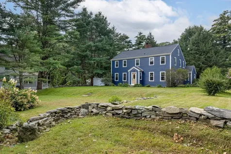 62 Ocean View Road Cape Elizabeth ME 04107