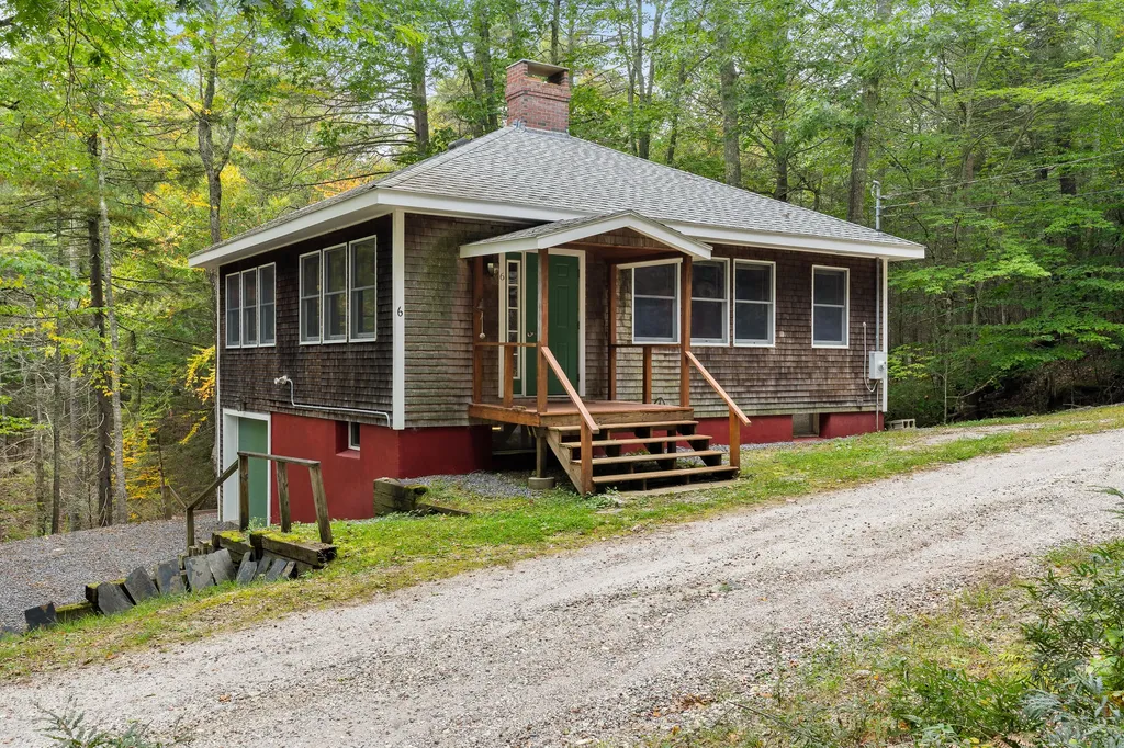 6 Little John Lane Georgetown ME 04548