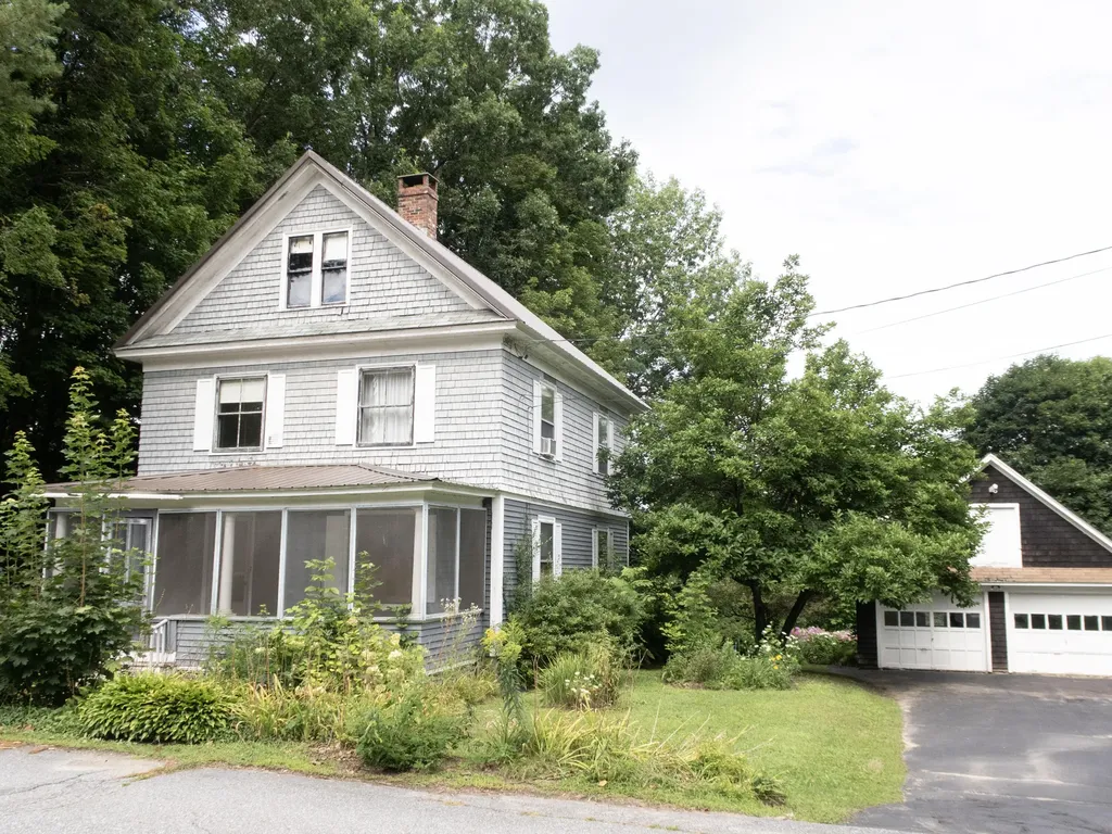 130 Lincoln Avenue Gardiner ME 04345