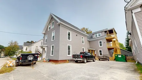 17 James Street Auburn ME 04210