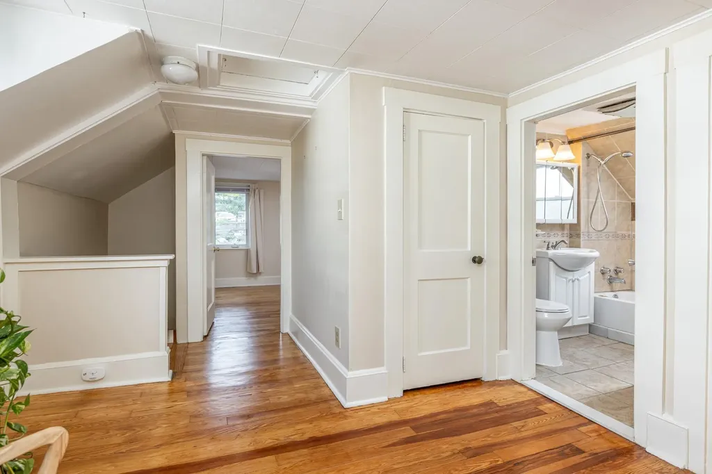 21 Greenleaf Street Portland ME 04101