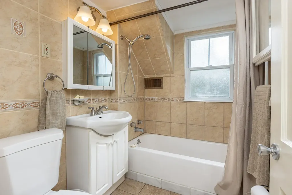 21 Greenleaf Street Portland ME 04101
