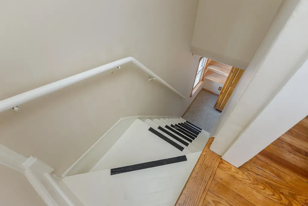 21 Greenleaf Street Portland ME 04101