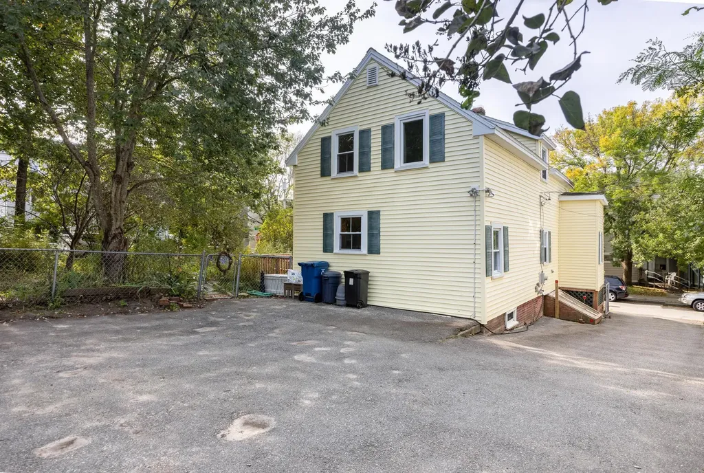 21 Greenleaf Street Portland ME 04101