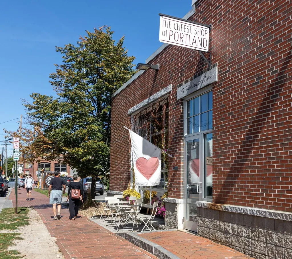21 Greenleaf Street Portland ME 04101