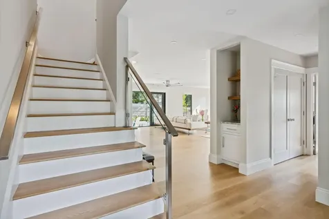 31 Underwood Road Falmouth ME 04105