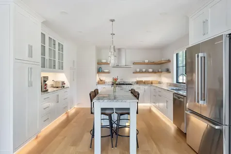 31 Underwood Road Falmouth ME 04105