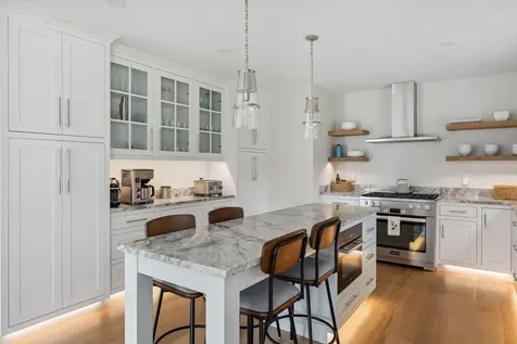 31 Underwood Road Falmouth ME 04105