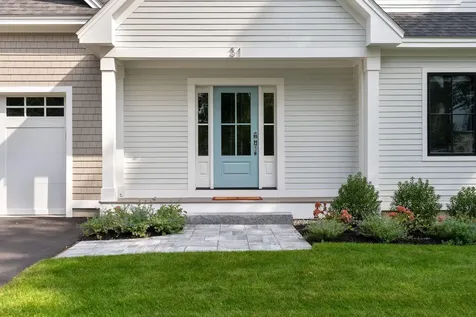 31 Underwood Road Falmouth ME 04105