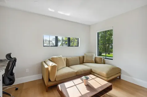 31 Underwood Road Falmouth ME 04105