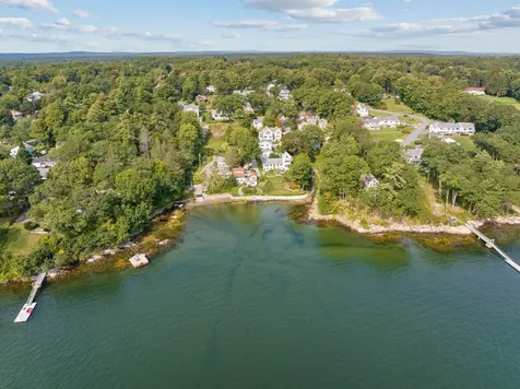 31 Underwood Road Falmouth ME 04105