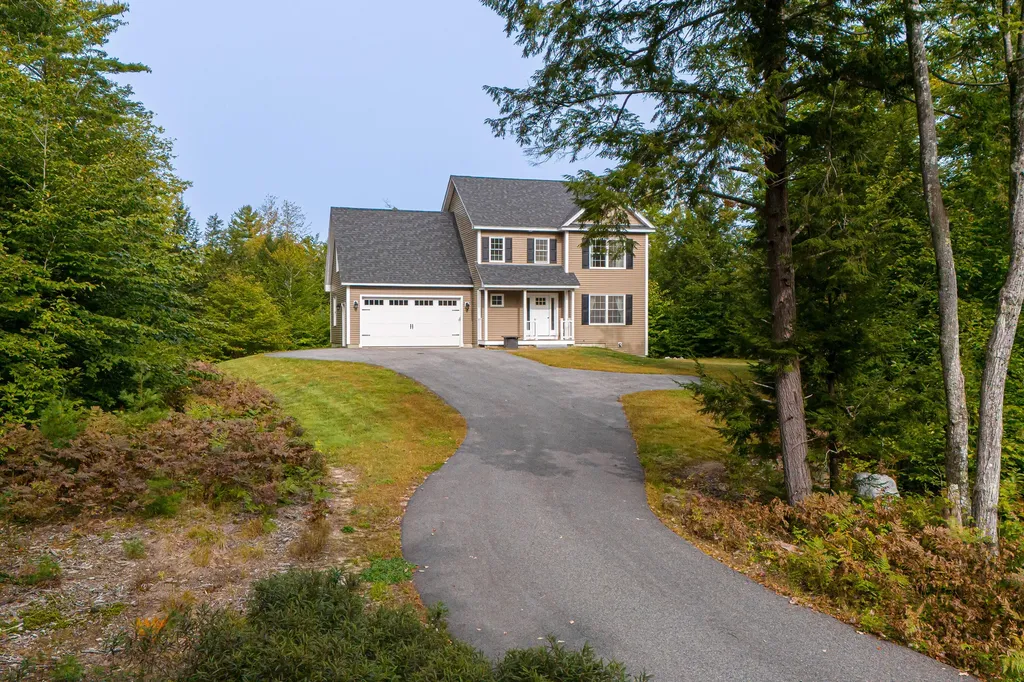 92 Smith Road Windham ME 04062