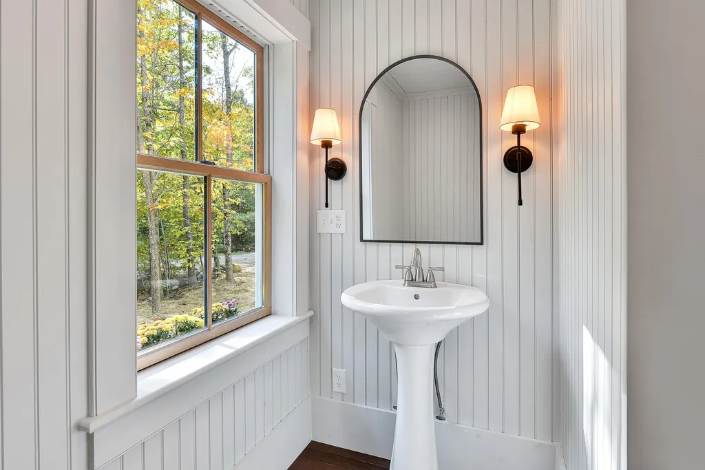38 Birch Estates Rome ME 04963
