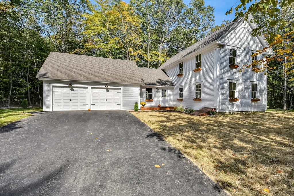 38 Birch Estates Rome ME 04963