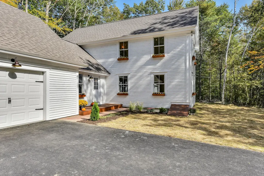 38 Birch Estates Rome ME 04963