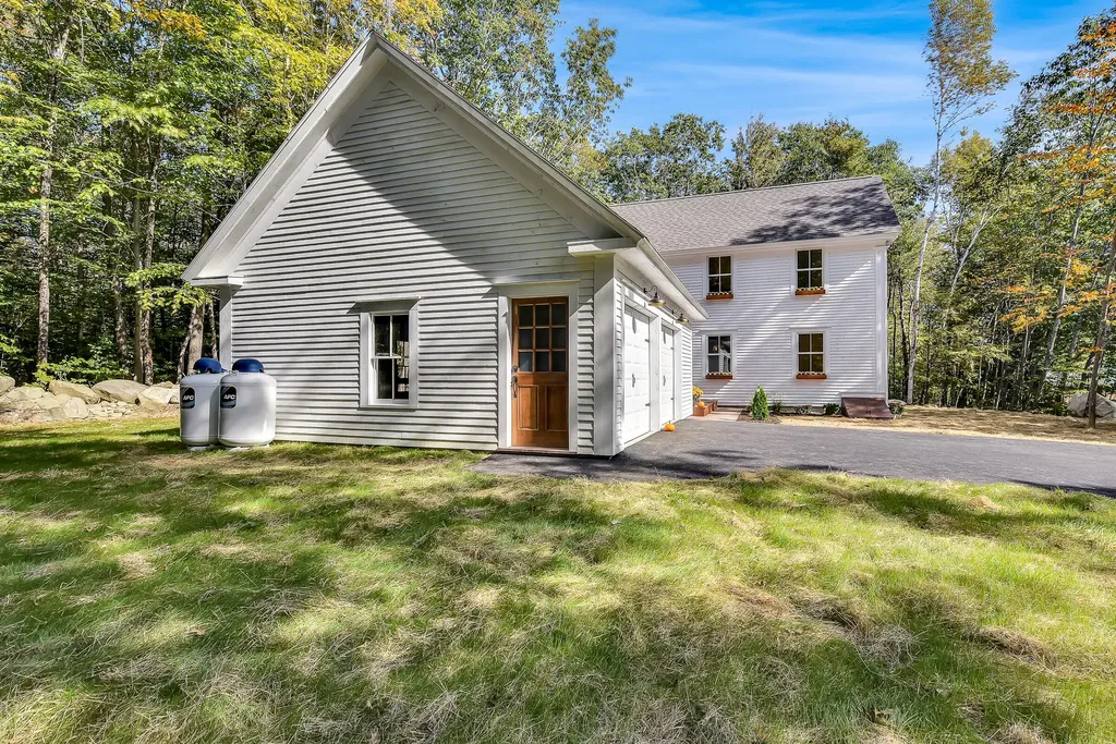 38 Birch Estates Rome ME 04963