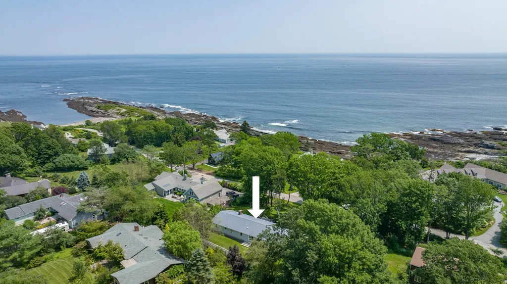 33 Reef Road Cape Elizabeth ME 04107