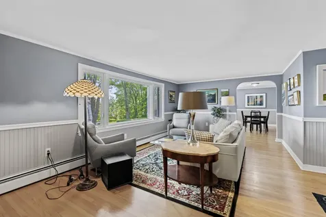 33 Reef Road Cape Elizabeth ME 04107
