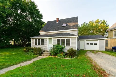 155 Pleasant Street Rockland ME 04841
