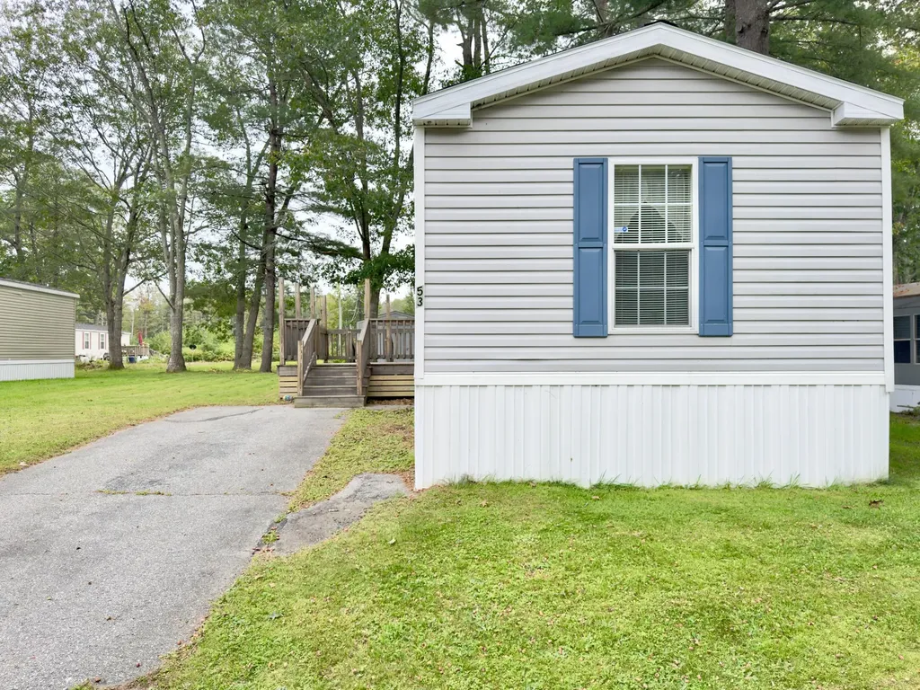 53 Primrose Lane Brunswick ME 04011