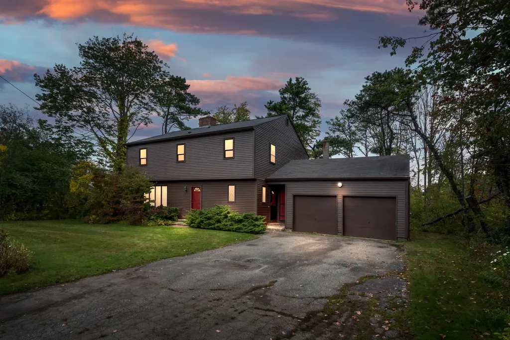 5 Evergreen Avenue Kennebunk ME 04043