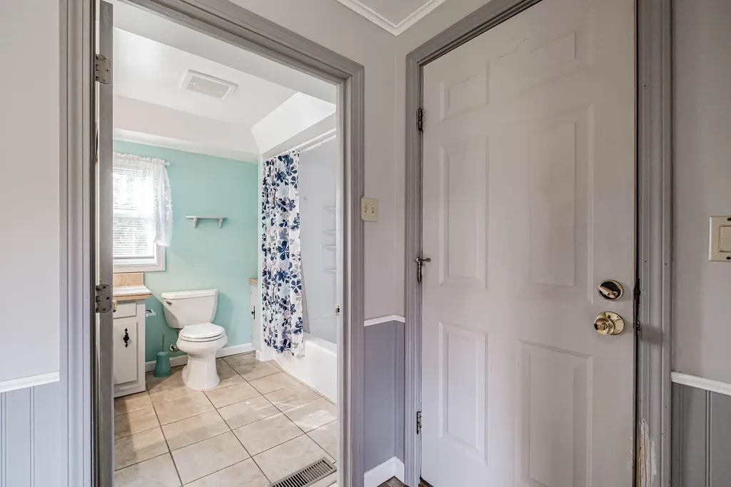 976 Crockett Ridge Road Norway ME 04268