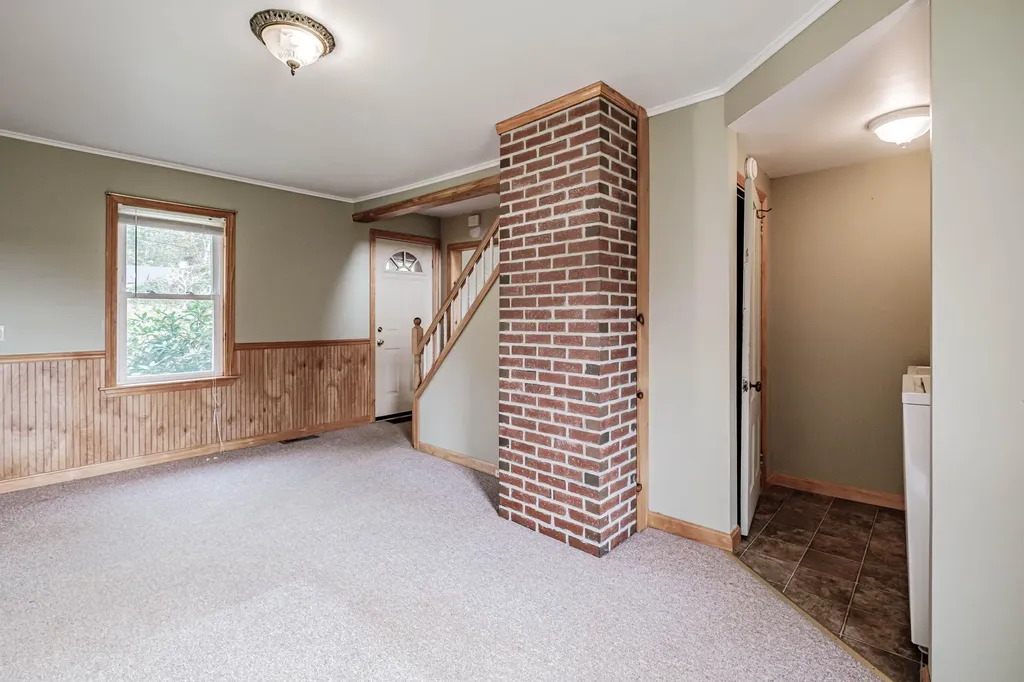 976 Crockett Ridge Road Norway ME 04268