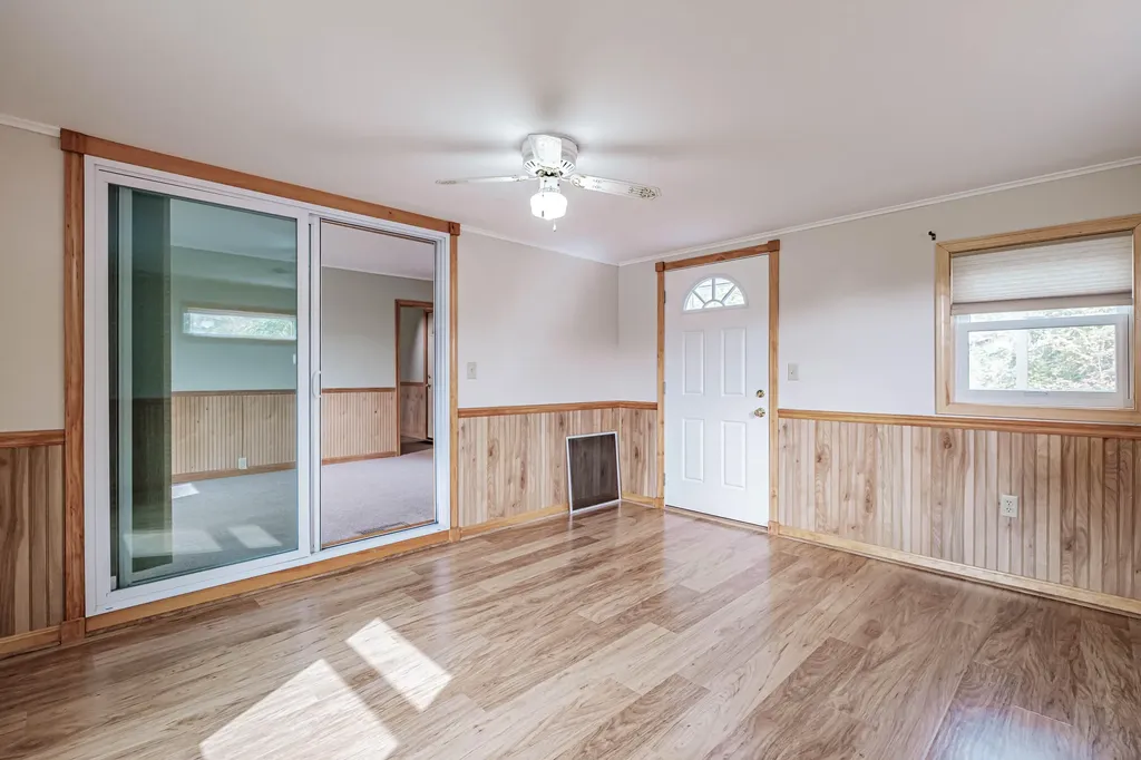 976 Crockett Ridge Road Norway ME 04268