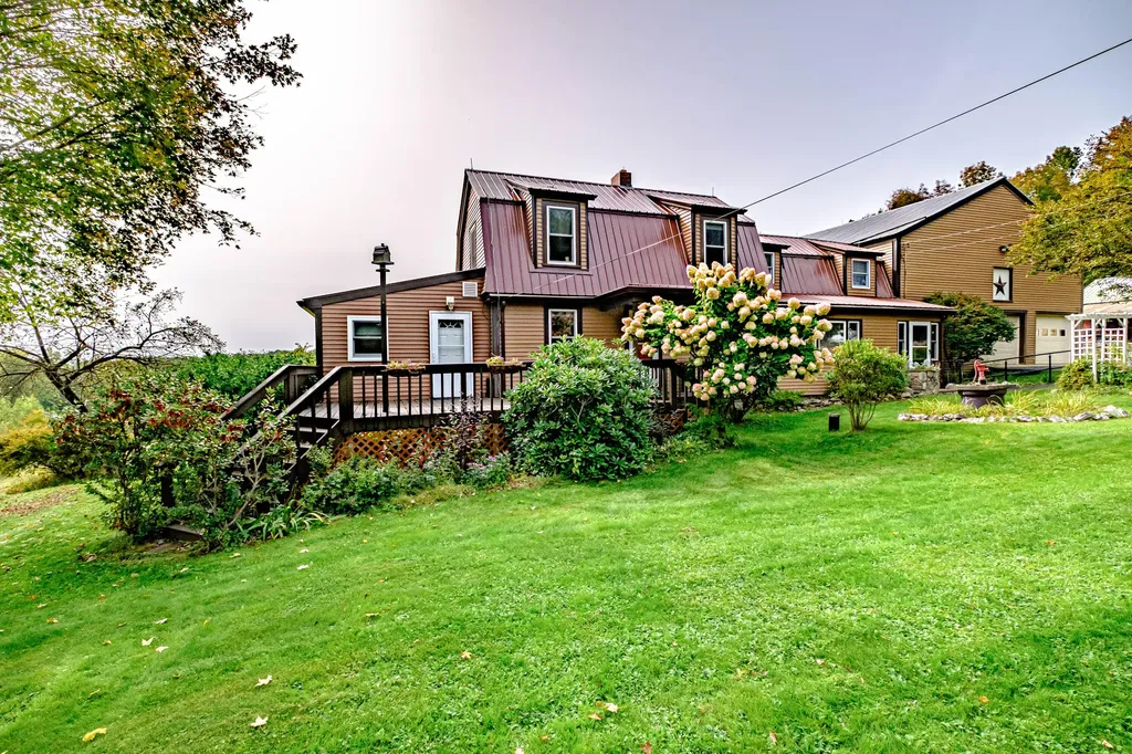 976 Crockett Ridge Road Norway ME 04268