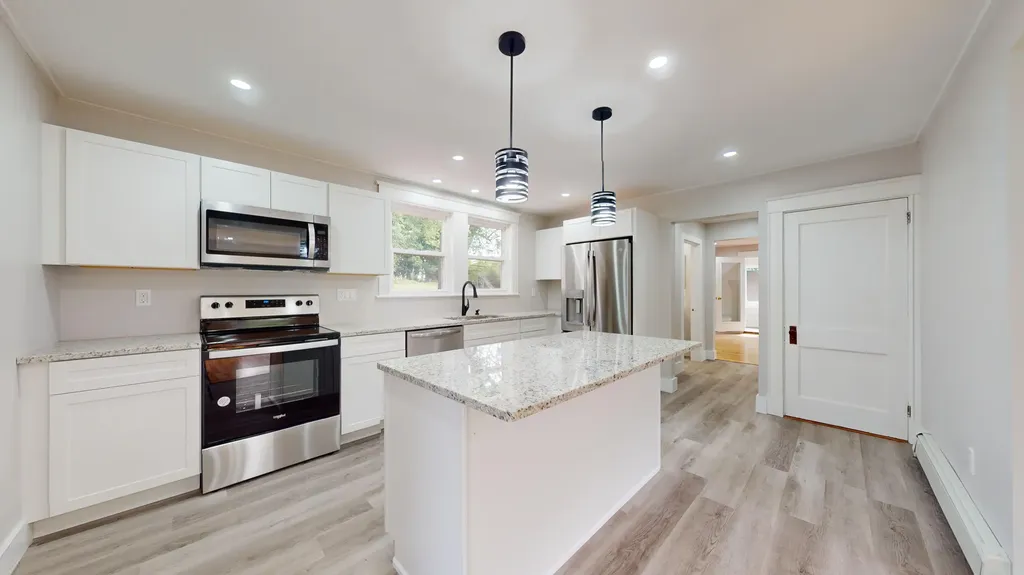 11 Shirley Street Lewiston ME 04240