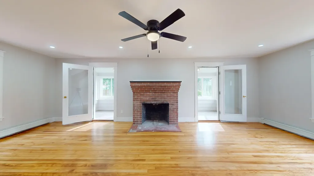 11 Shirley Street Lewiston ME 04240