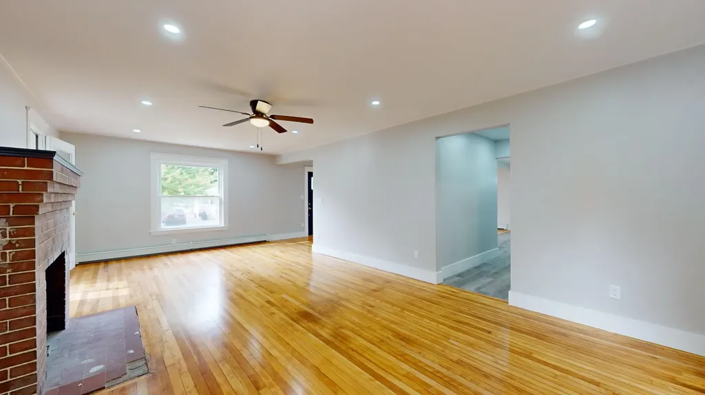 11 Shirley Street Lewiston ME 04240