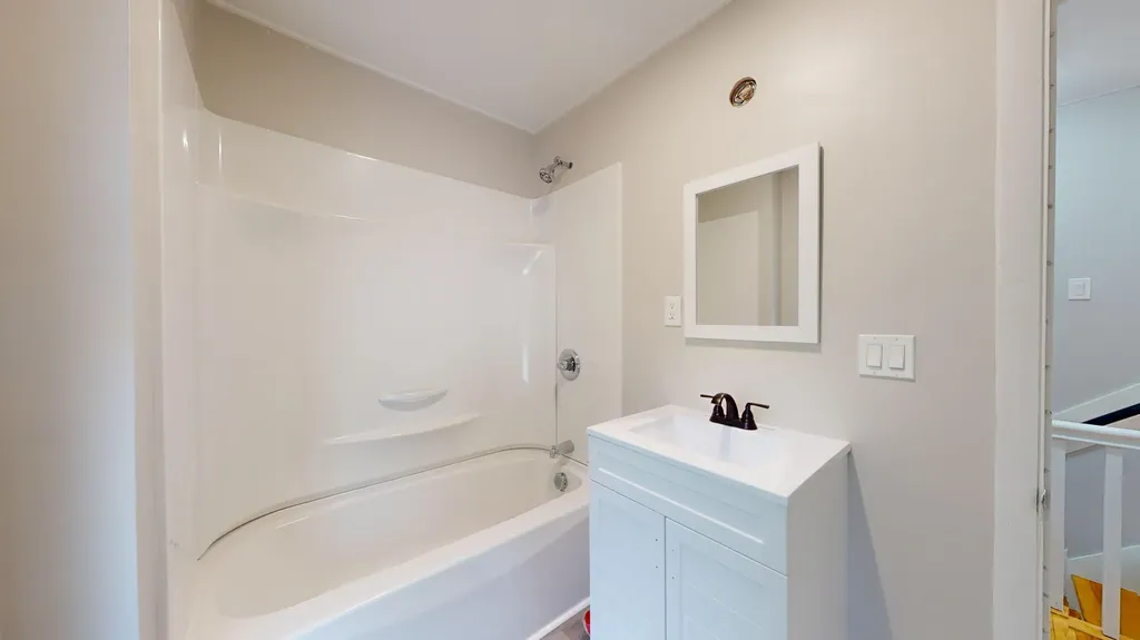 11 Shirley Street Lewiston ME 04240