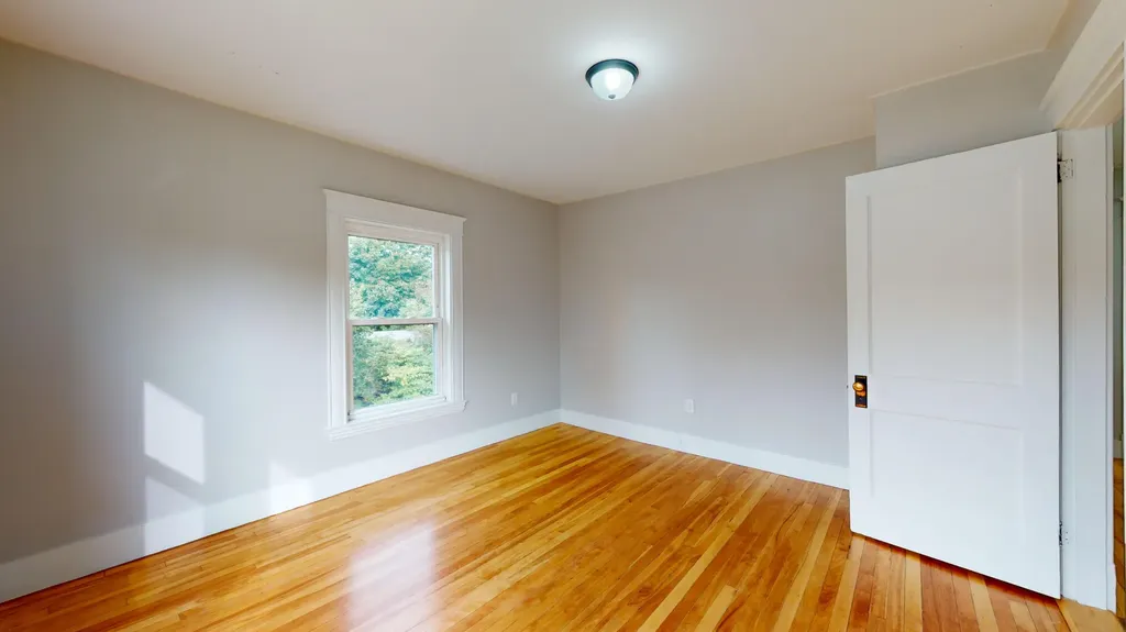 11 Shirley Street Lewiston ME 04240
