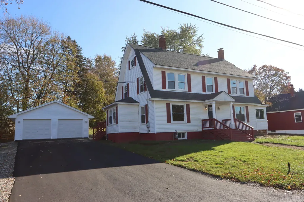 11 Shirley Street Lewiston ME 04240