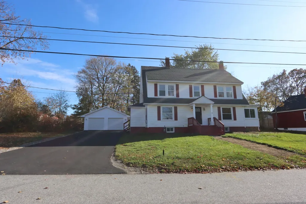 11 Shirley Street Lewiston ME 04240