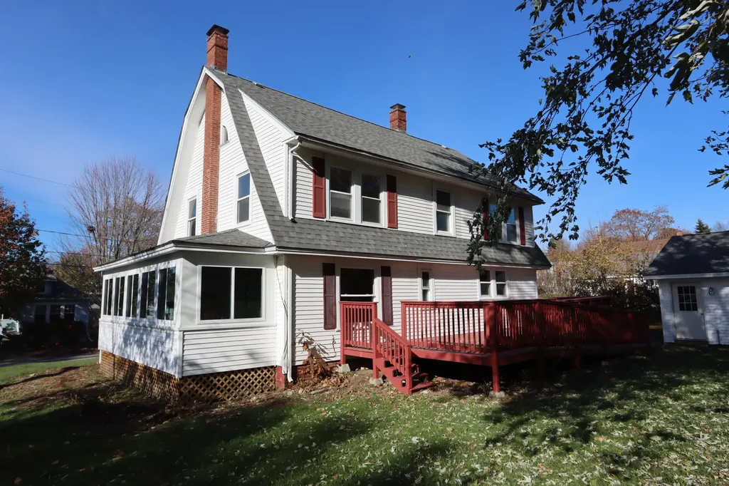 11 Shirley Street Lewiston ME 04240