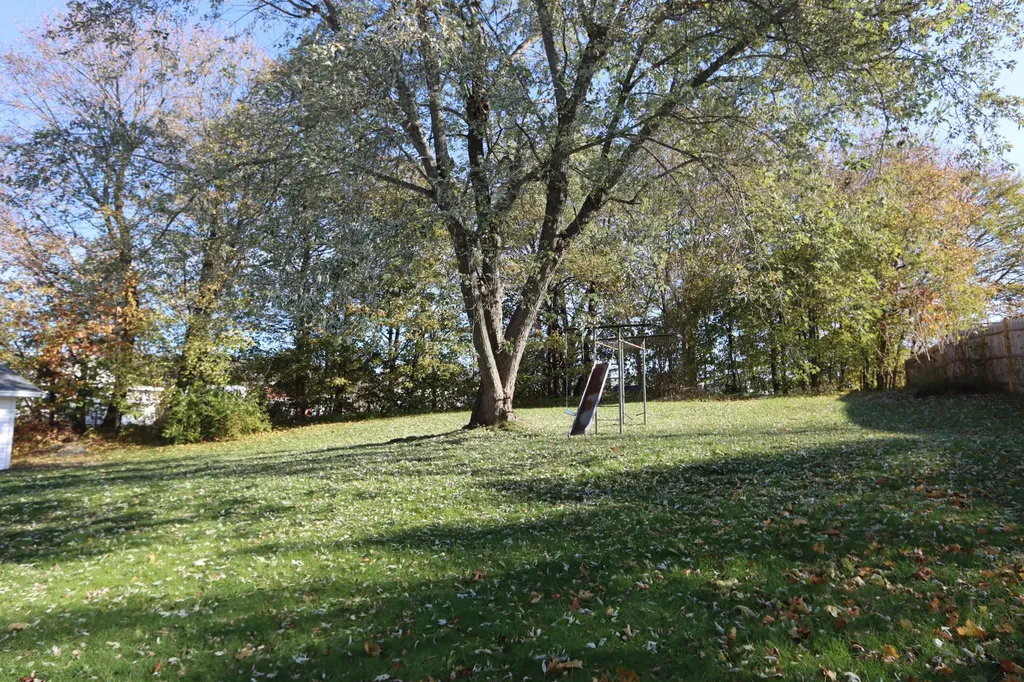 11 Shirley Street Lewiston ME 04240